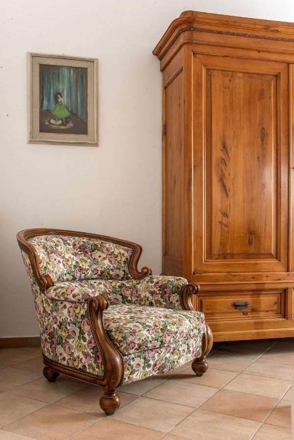Hotel A Casa Di Irma E Nilo Palaia Exteriér fotografie